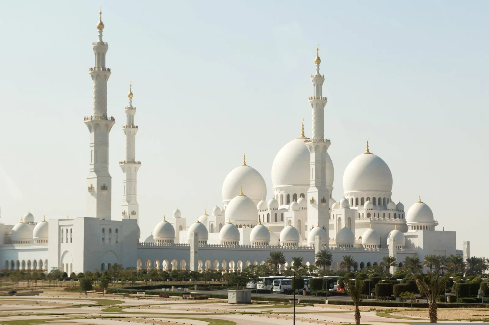Abu Dhabi destination tours